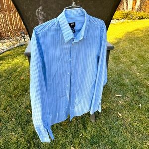 H&M blue striped button shirt men’s